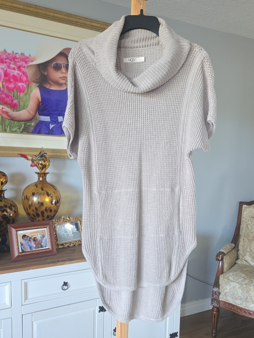 UGG Women's Light Cream Cowl Neck Short-Sleeve Sweater Tunic